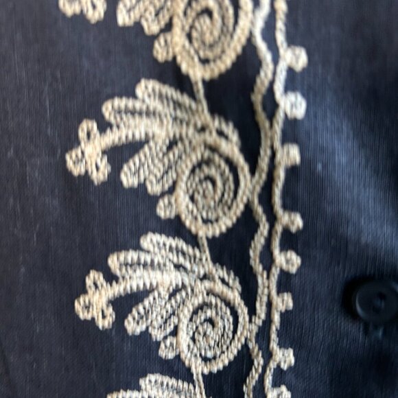Sunny Leigh Vintage 100% Linen Black Embroidered Tunic Shirt Blouse Size Small - Picture 6 of 9